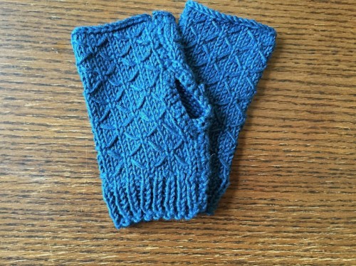 Pretty DIY Lattice Knit Wrist Warmers