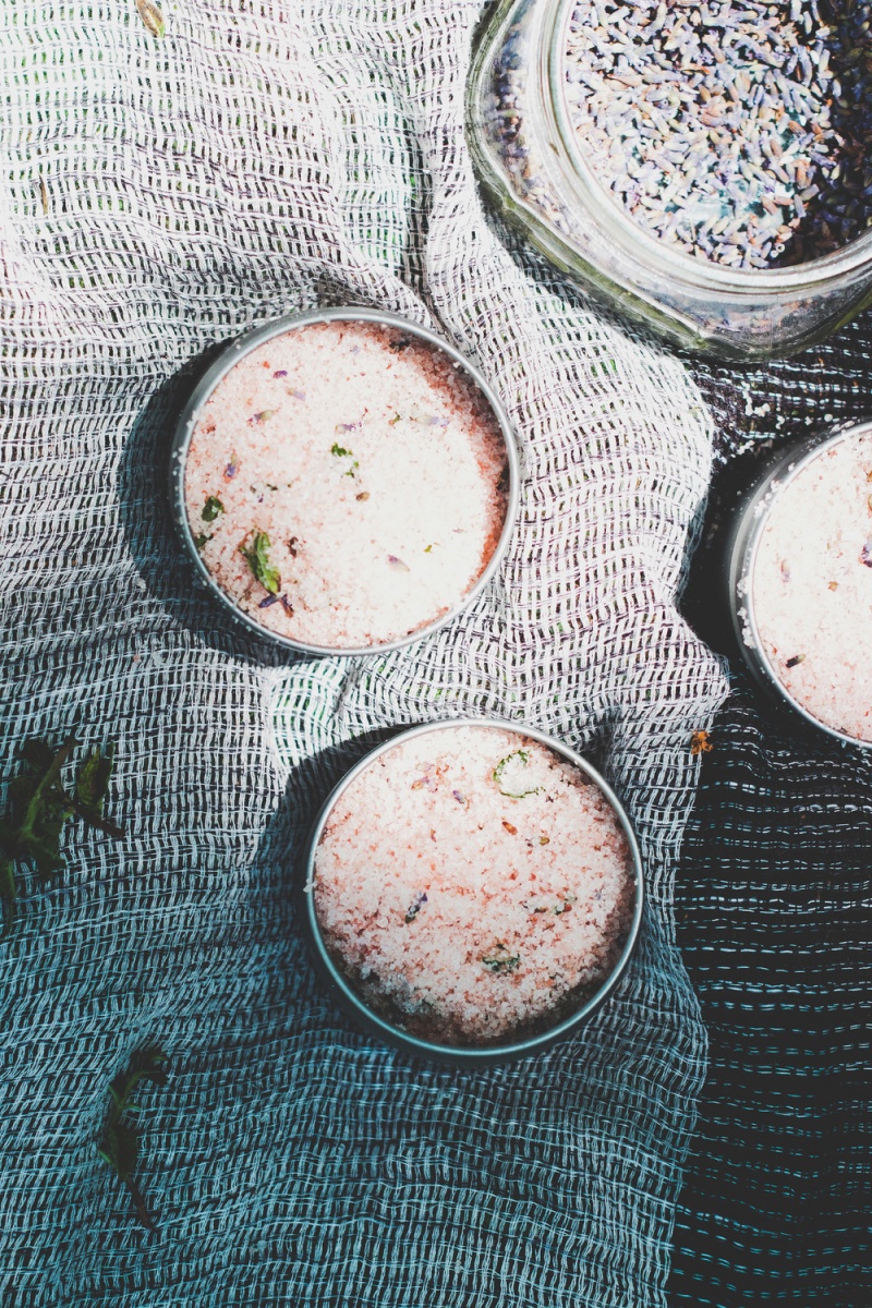 Diy lavender mint himalayan salt scrub and soak  5