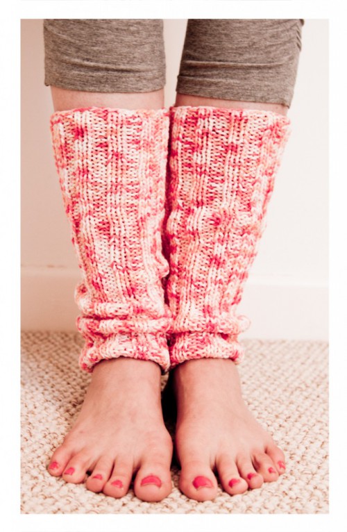 yoga knit leg warmers (via yogahound)