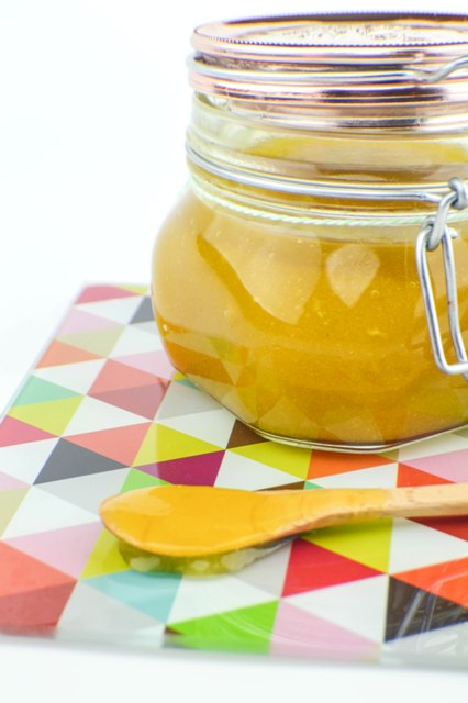 DIY Mango Sugar Scrub With A Delicious Smell