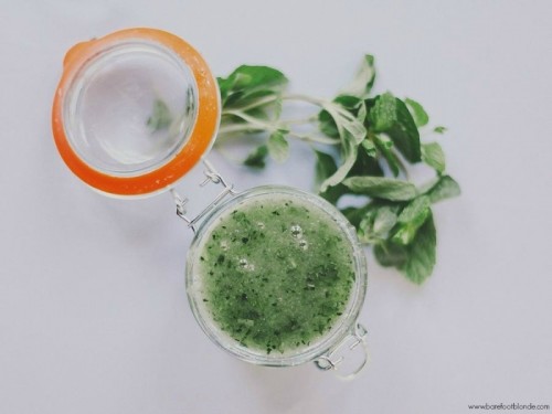 cucumber and mint soothing scrub (via styleoholic)