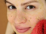 diy-oatmeal-and-green-tea-mask-for-subtle-exfoliating-1