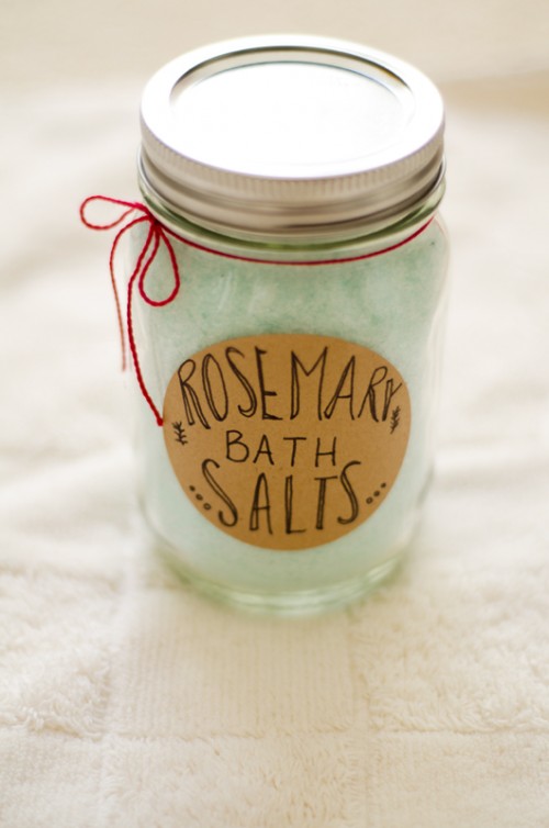 rosemary bath salts (via soletshangout)