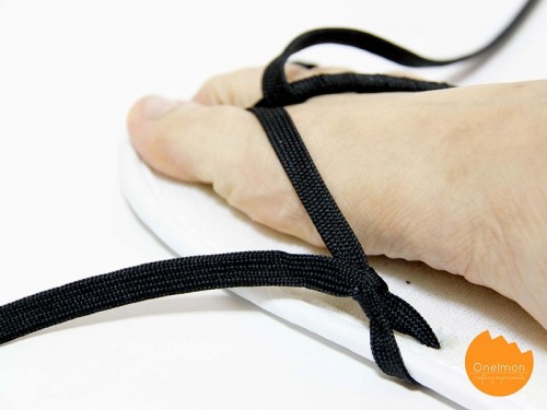 Easy DIY Shoelace Flip Flops