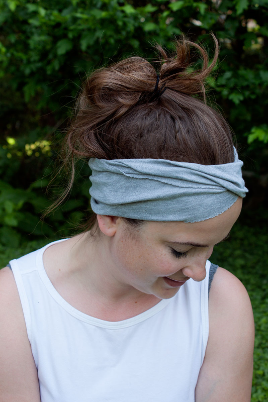 Picture Of easy diy yoga headband to enjoy summer workout  4