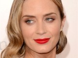 from-coral-to-cherry-celebrities-red-lips-looks-3