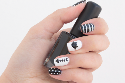 Funny DIY Black And White Cat Nails