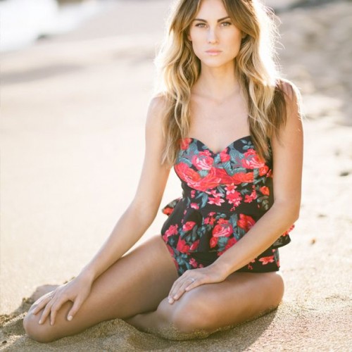 Girlish Floral Swimsuits To Look Stunning