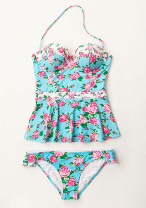 Girlish Floral Swimsuits To Look Stunning