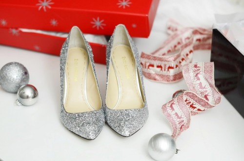 Glam DIY Sparkle Pumps For A Christmas Party