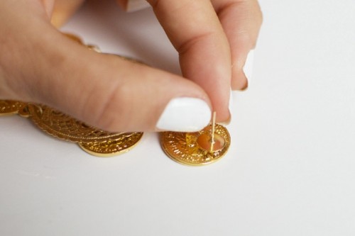 Gorgeous DIY Dolce&Gabbana Inspired Coin Earrings