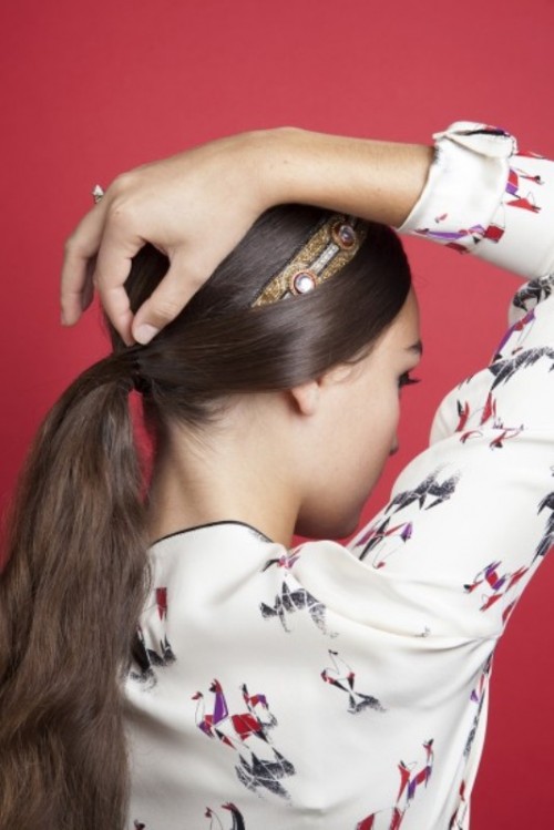 Gorgeous DIY Hairstyle With D&G Inspired Headband