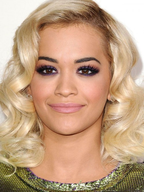 Gorgeous DIY Rita Ora’s Shimmering Purple Makeup To Recreate