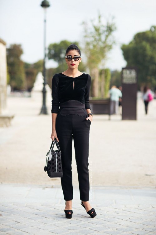 Hot Total Black Looks For Office