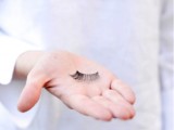 how-to-apply-false-eyelashes-quick-and-easy-way-1