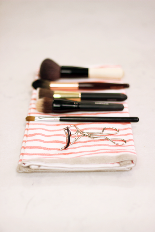 How To Clean Your Makeup Brushes Well