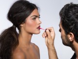 how-to-wear-dark-vampy-lipstick-4