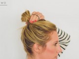 perfect-diy-messy-bun-for-any-occasion-2