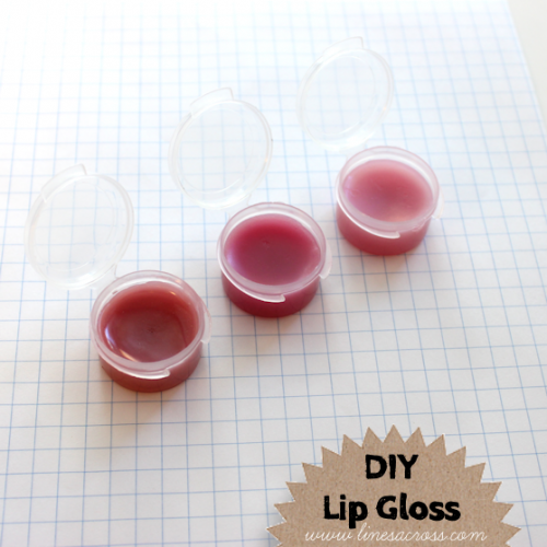 easy lip gloss using lipsticks (via linesacross)