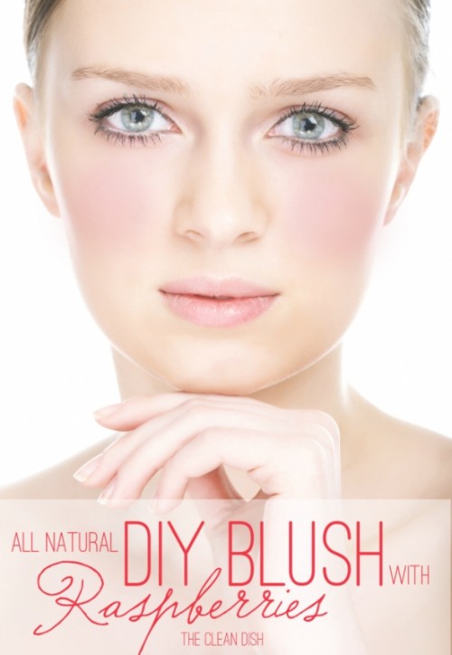 Simple And All Natural DIY Blush With Dried Raspberries