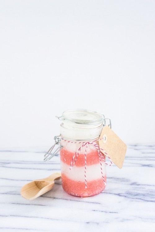 Soothing And Relaxing DIY Peppermint Sugar Scrub
