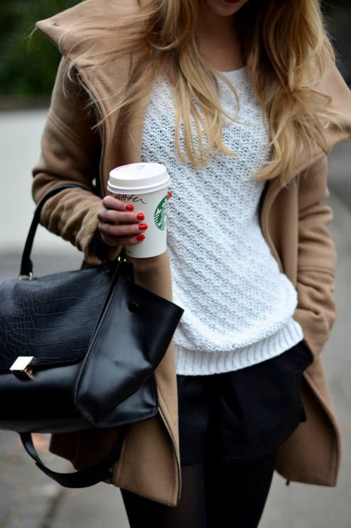 Stylish And Comfy Short Coat Looks To Rock This Fall