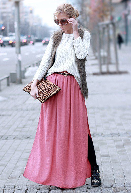 Picture Of stylish and comfy winter maxi skirt outfits  26