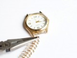 stylish-diy-chain-strap-watch-5