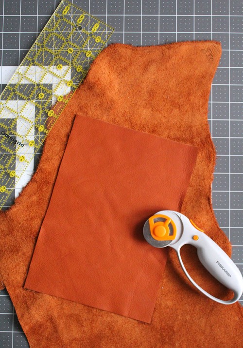 Stylish DIY Leather iPad Case With Lining