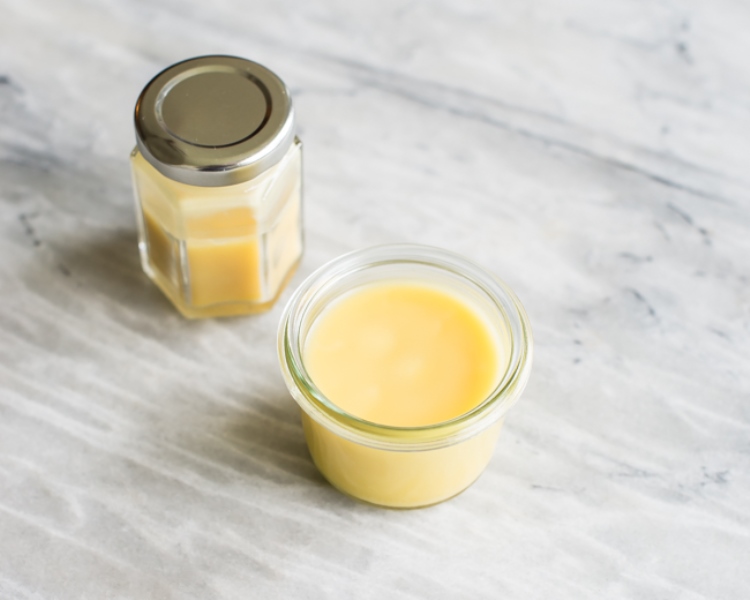 Summer must have diy soothing bug bite balm  1