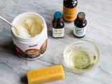 summer-must-have-diy-soothing-bug-bite-balm-2