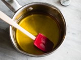 summer-must-have-diy-soothing-bug-bite-balm-3