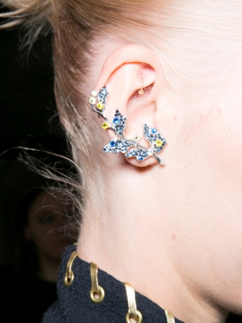 The Hottest Fall Trend: 20 Cuff Earrings To Wear