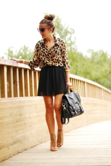 Picture Of the hottest fall trend pleated mini skirt  9