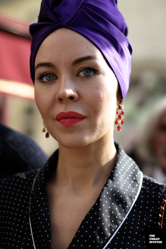 Picture Of the turban fashion trend comeback 15 stylish ways to wear it now  7