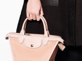 top-15-trendy-miniature-bags-to-wear-this-fall-5