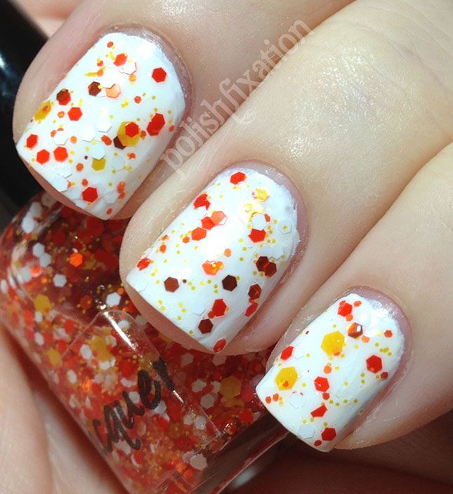 Trendy and eye catching fall nails ideas  22