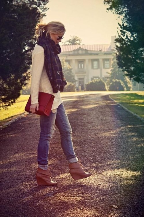 Trendy Wedges Boots Outfits To Rock In The Fall